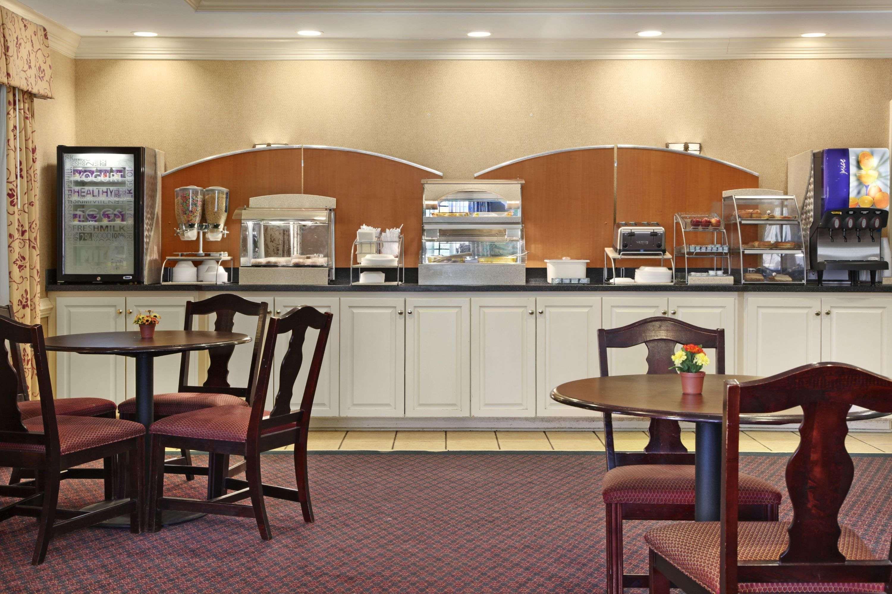 Days Inn By Wyndham Alta Vista Altavista Eksteriør bilde