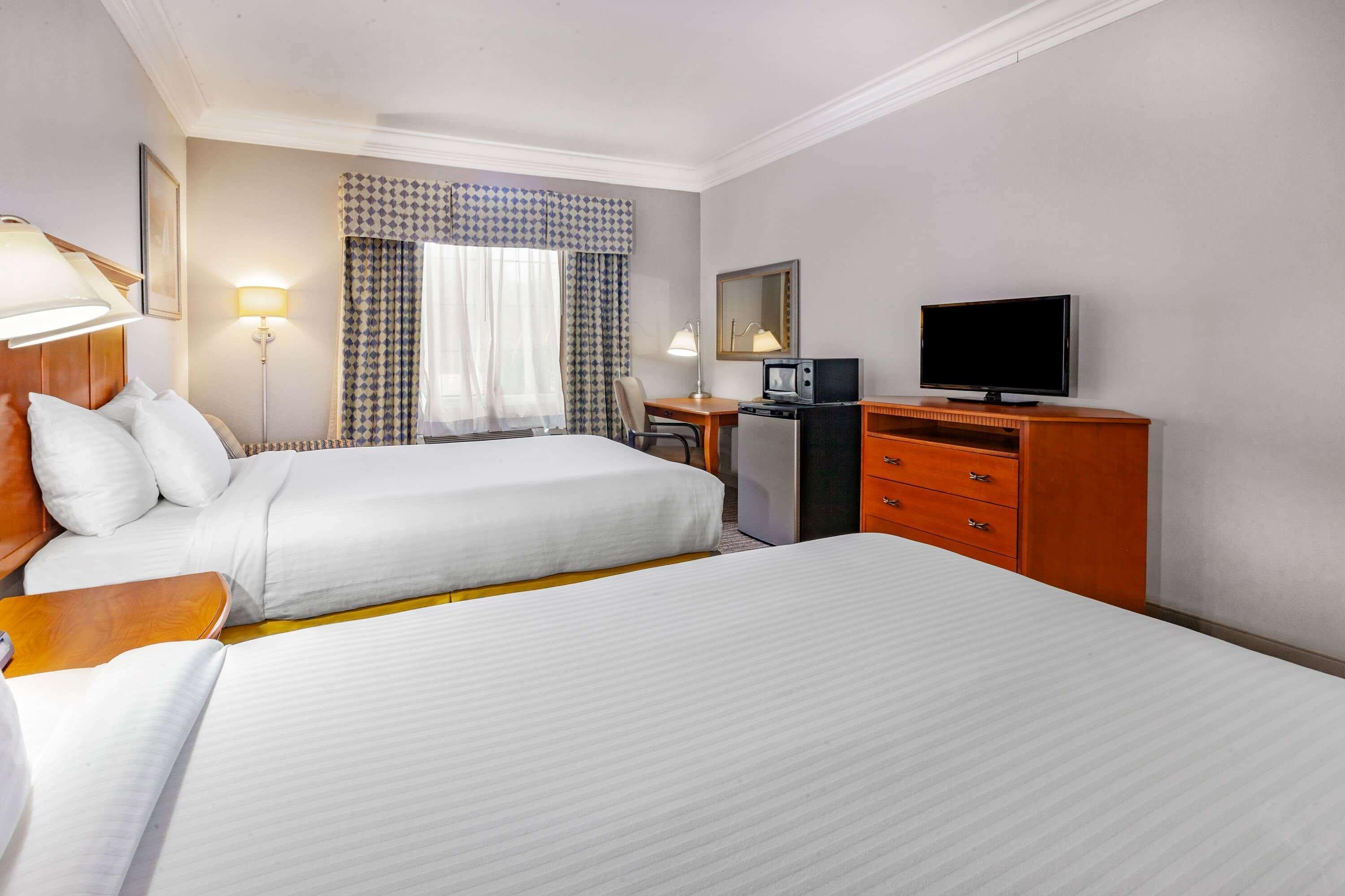 Days Inn By Wyndham Alta Vista Altavista Eksteriør bilde